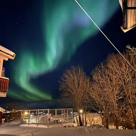 Arctic With Parking And Outdoor Area Lägenhet Tromsø